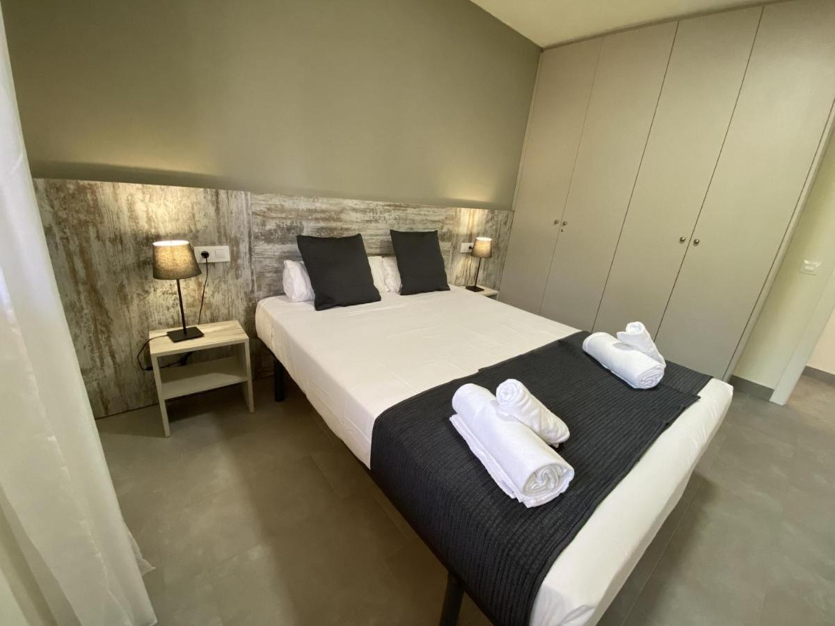 סאלו For A Stay Costa Brava מראה חיצוני תמונה