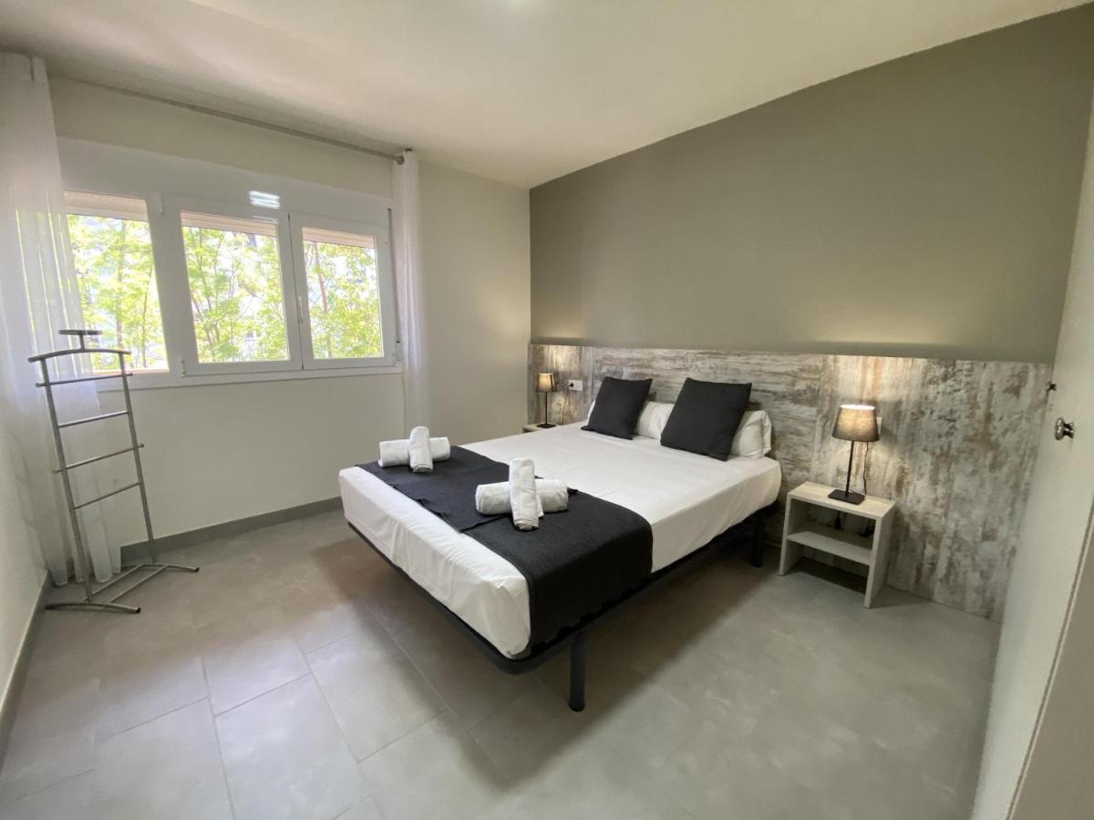 סאלו For A Stay Costa Brava מראה חיצוני תמונה